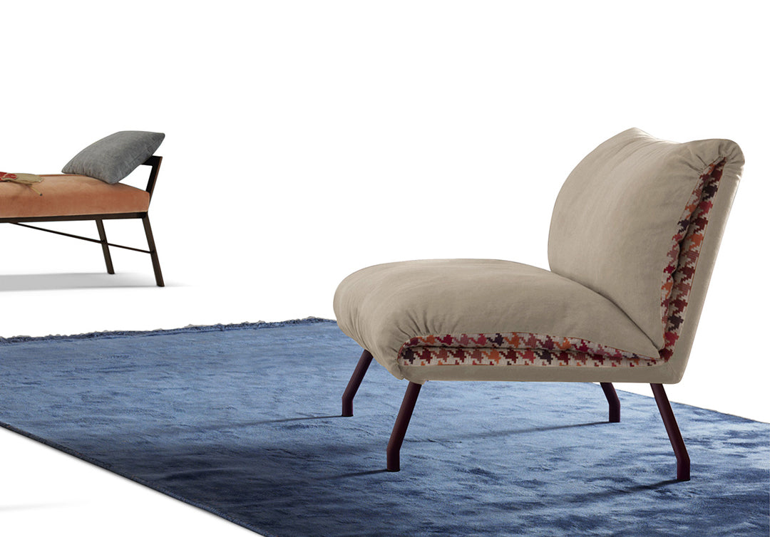 Lips Armchair | Luxury Furniture | MyHome Collection