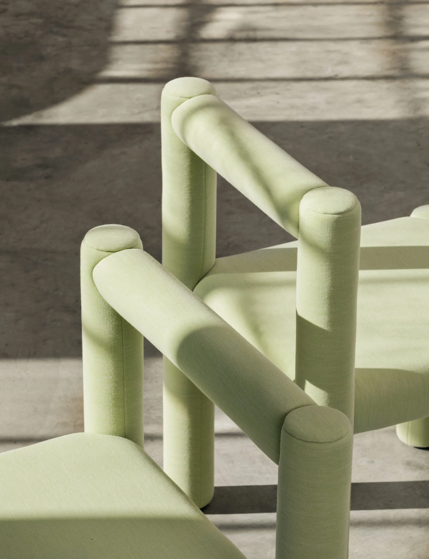 Tu-be Armchair | Designed by Paolo Vernier | Midj Contemporary Design