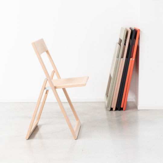 Aviva Folding Chair | Luxury Furniture | Magis