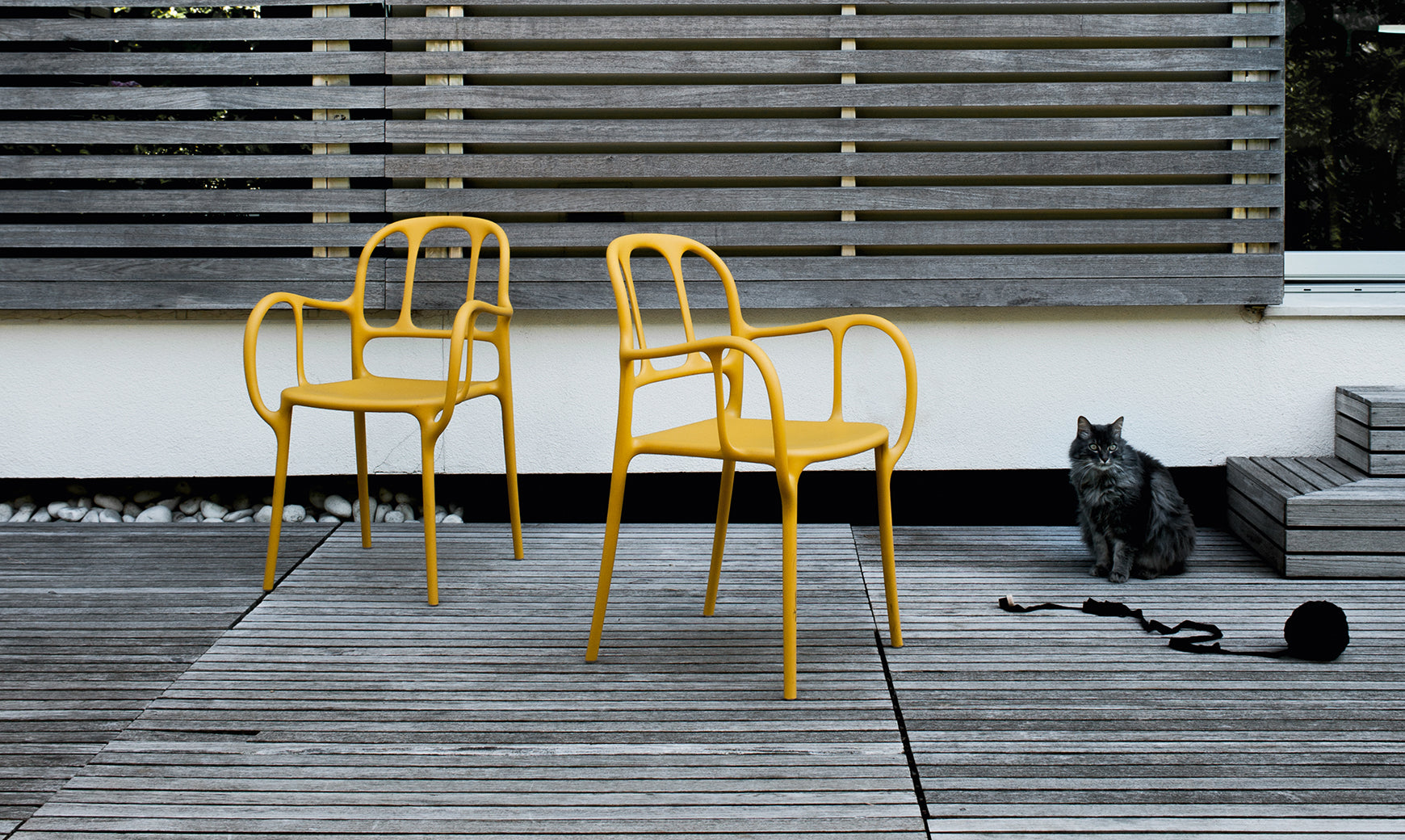 Milà Stackable Dining Chair with Armrest | Luxury Furniture | Set of 2 | Magis