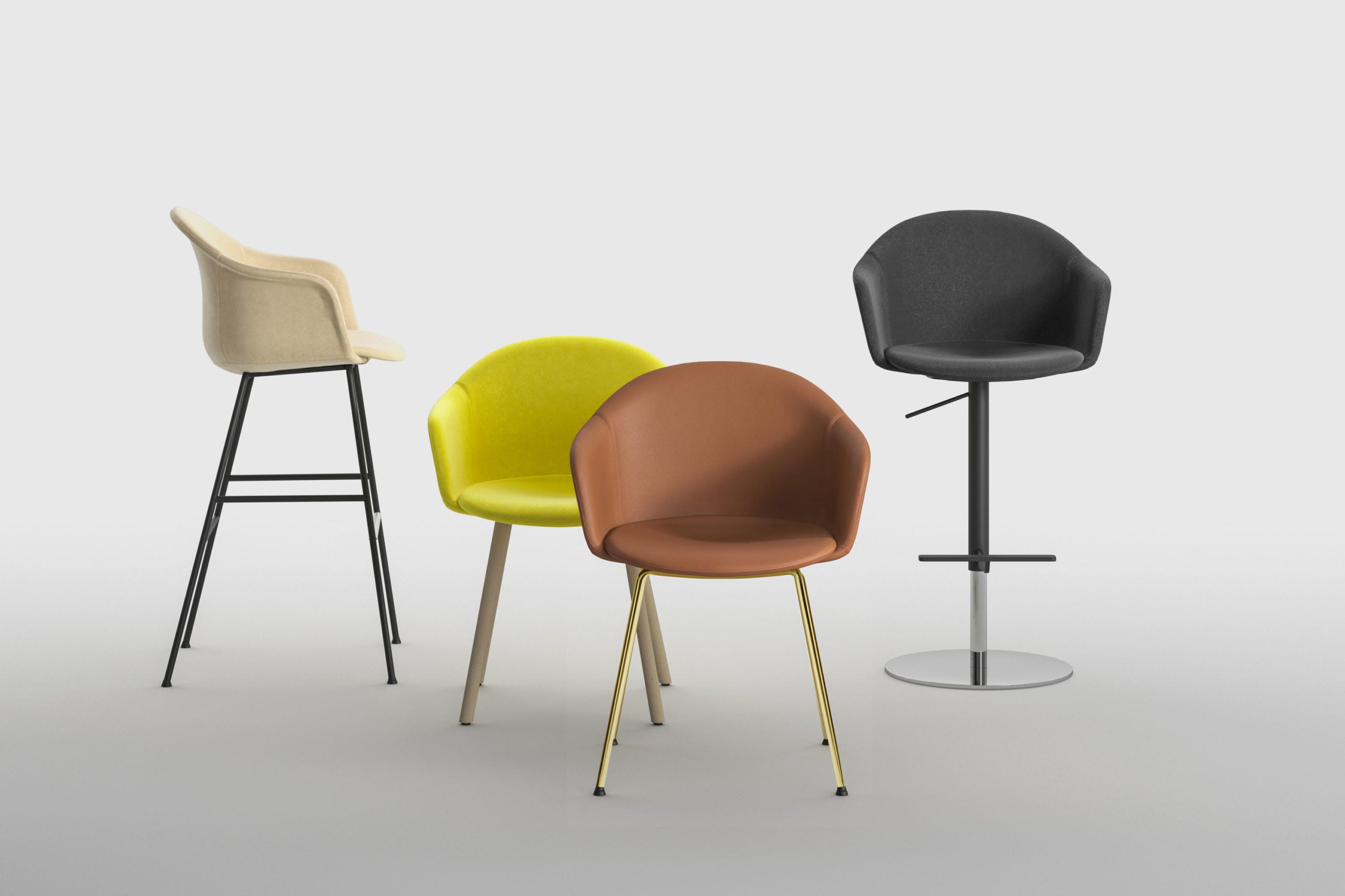 Mani Armshell Fabric ST 4L Stool | Arrmet