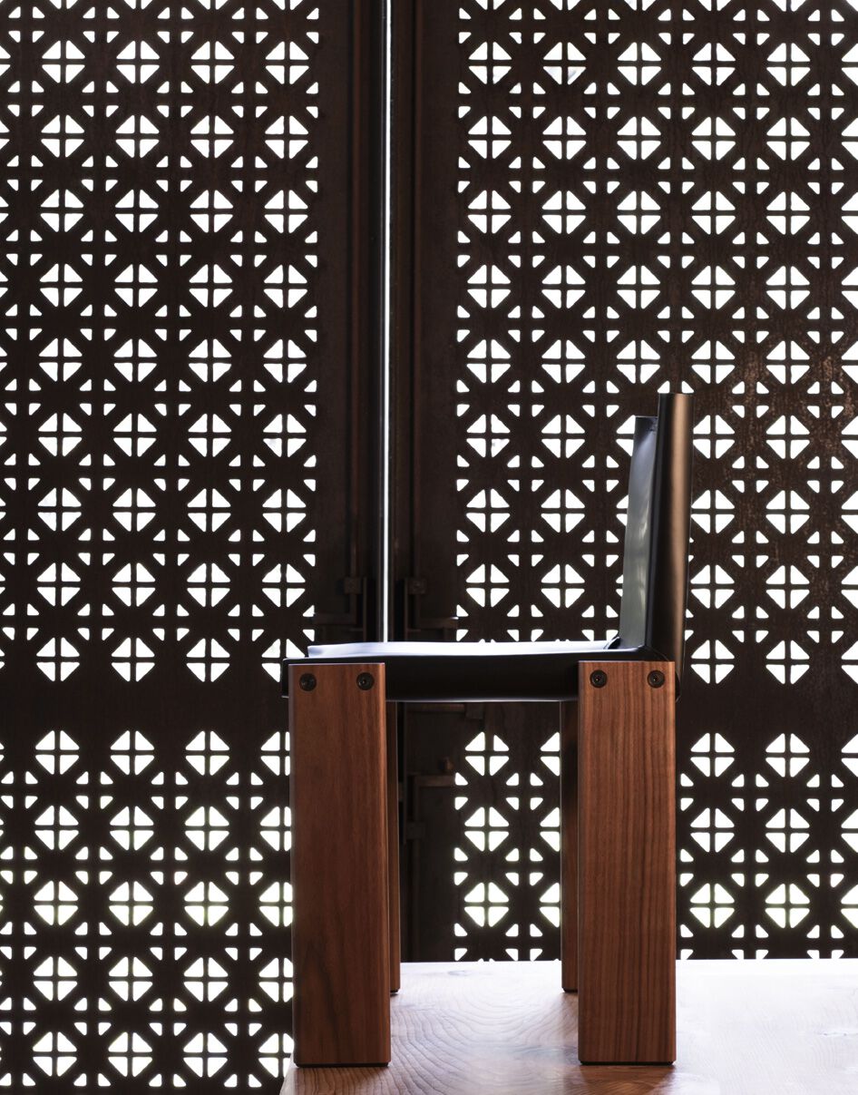 MONK Leather Armchair by Tobia & Afra Scarpa | Luxury Lounge Chair
