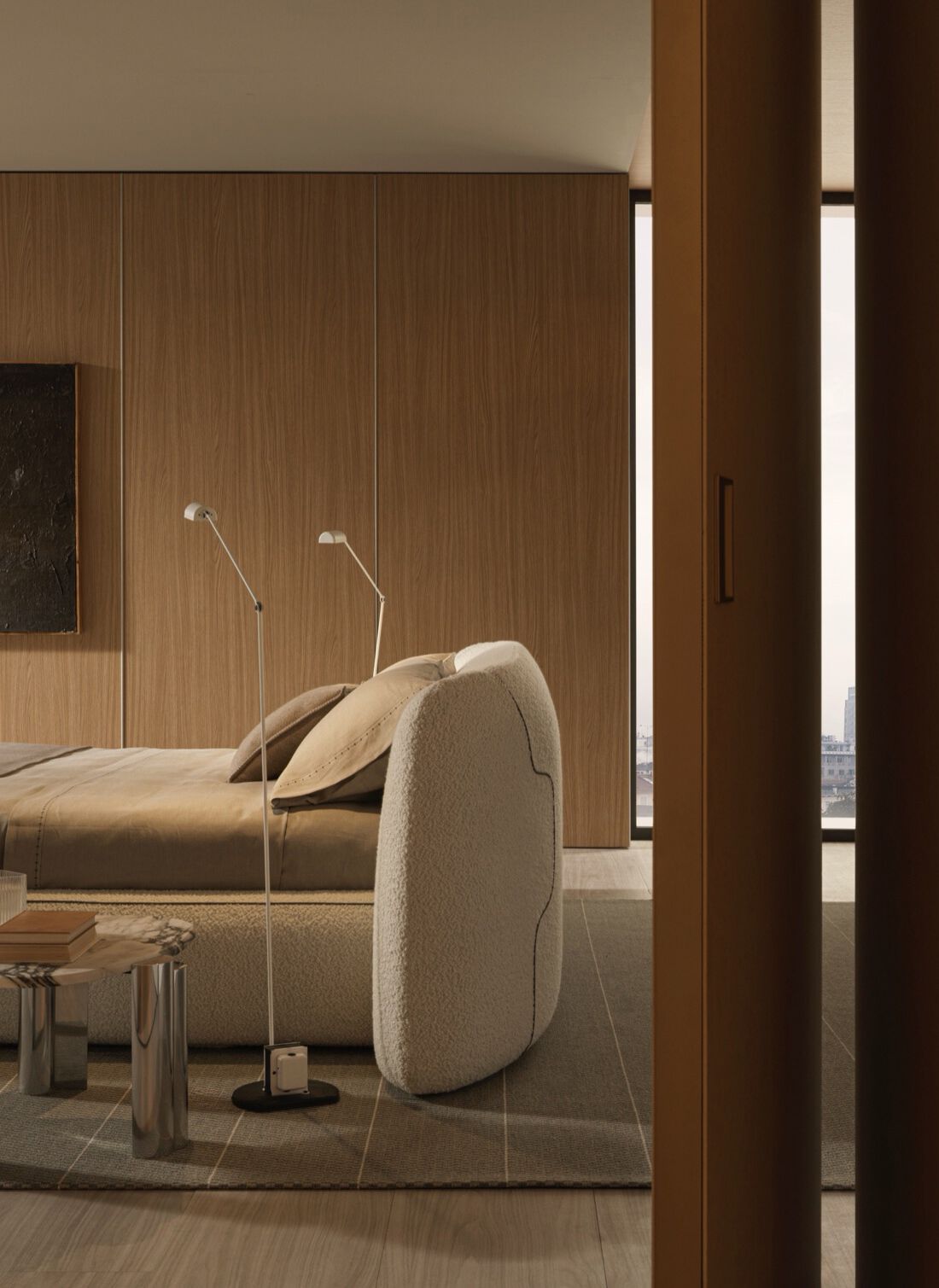 Molteni&C Theo Bed by Yabu Pushelberg | Luxury Upholstered Bed