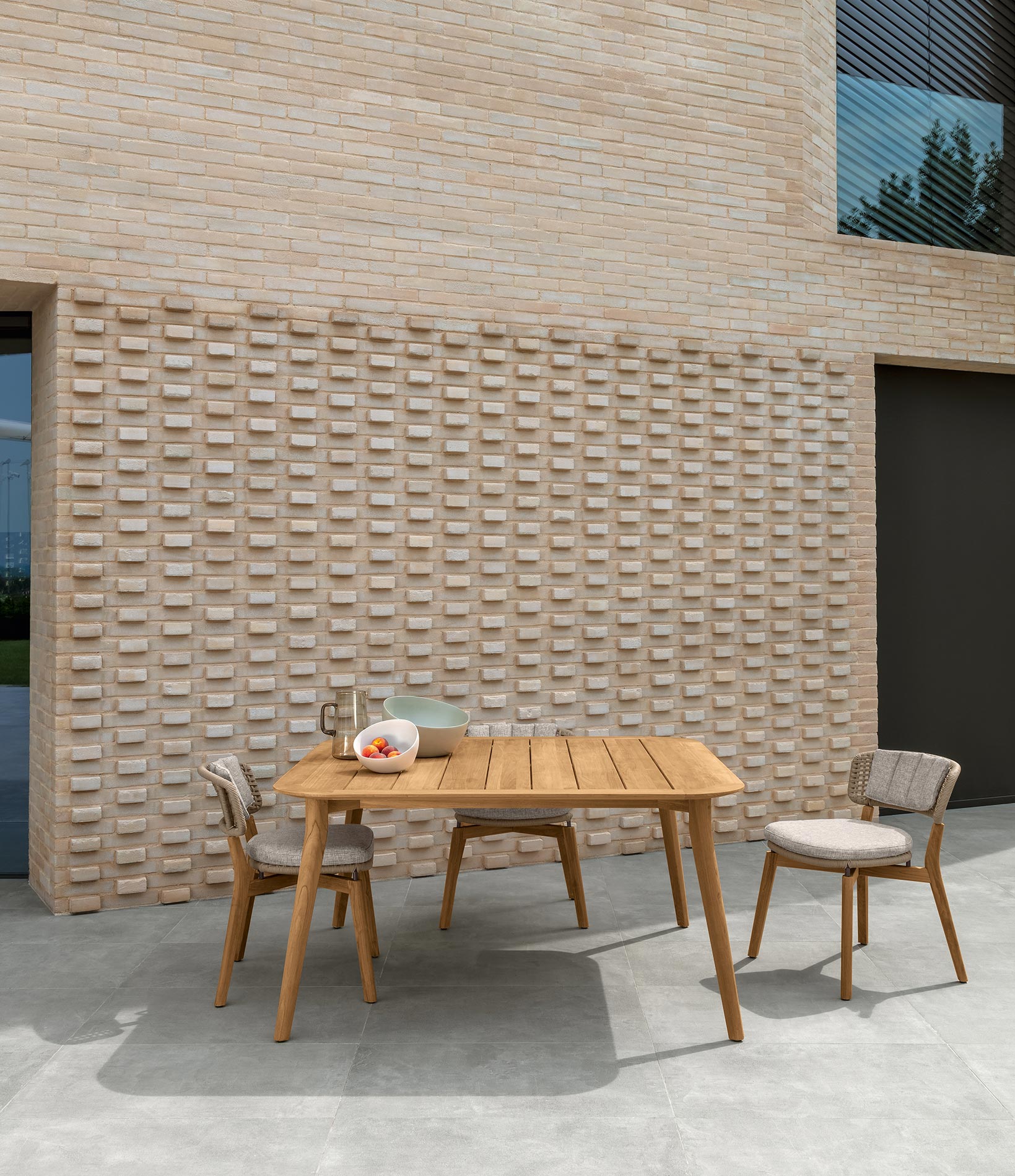 Moon Teak Dining Chair | Luxury Talenti Outdoor Living