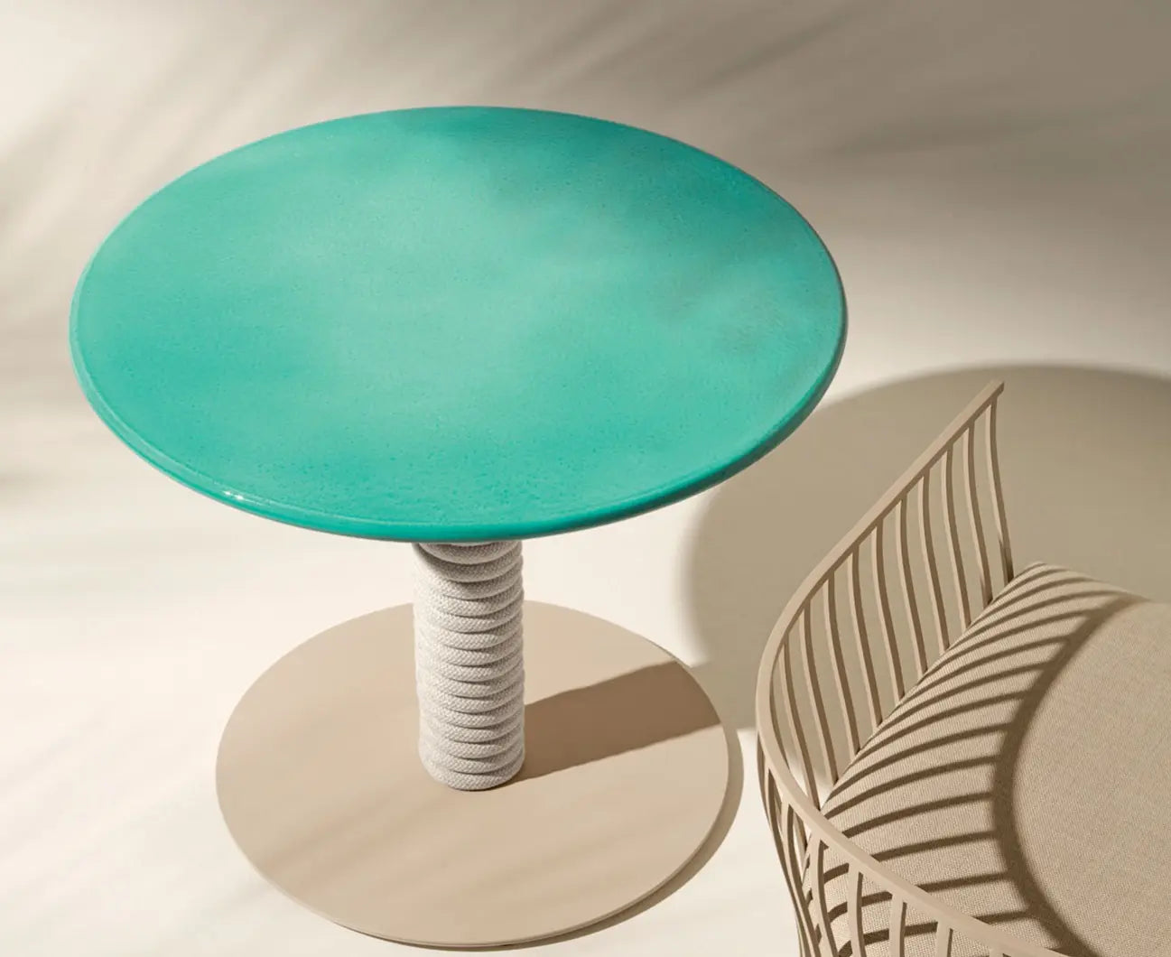 Noon Round Outdoor Dining Table | Outdoor Luxury | Ethimo