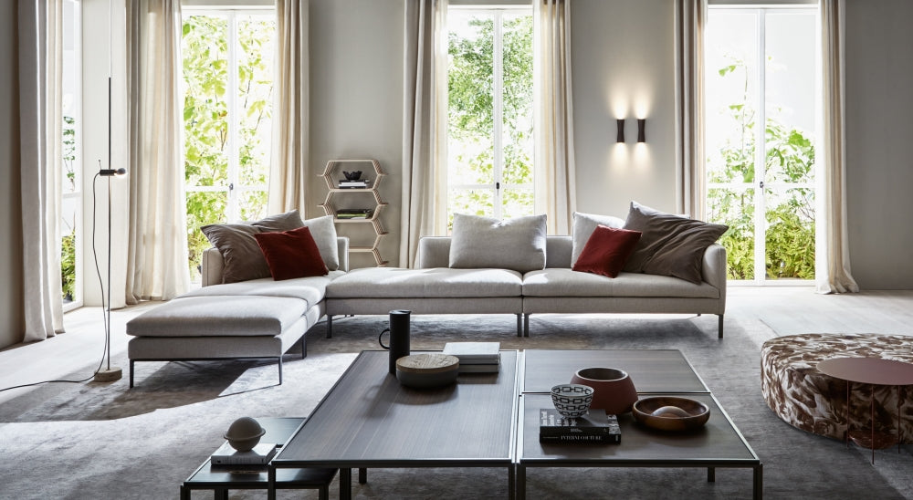 Molteni&C Paul Fabric Sofa by Vincent Van Duysen | Luxury Italian Sofa