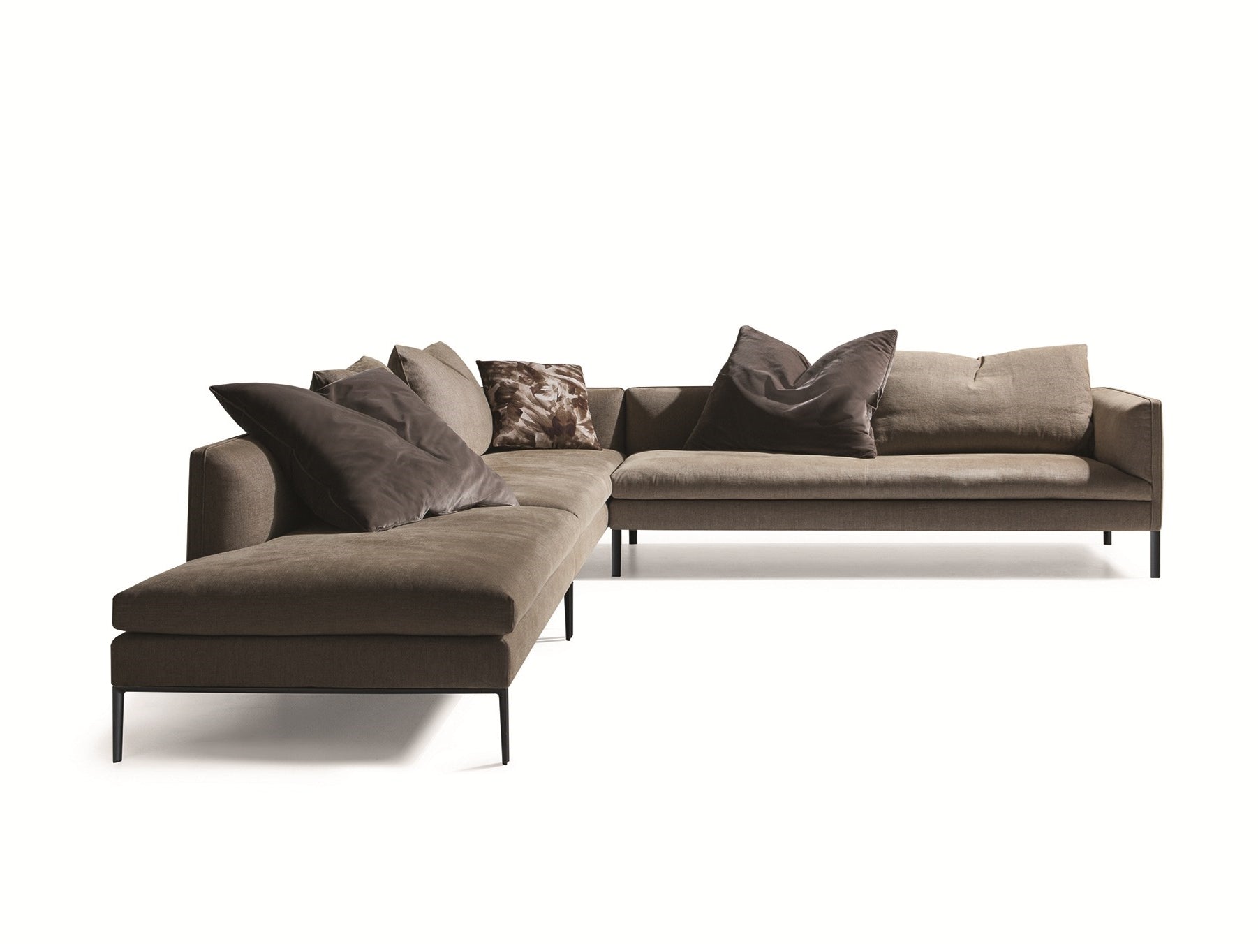 Molteni&C Paul Fabric Sofa by Vincent Van Duysen | Luxury Italian Sofa