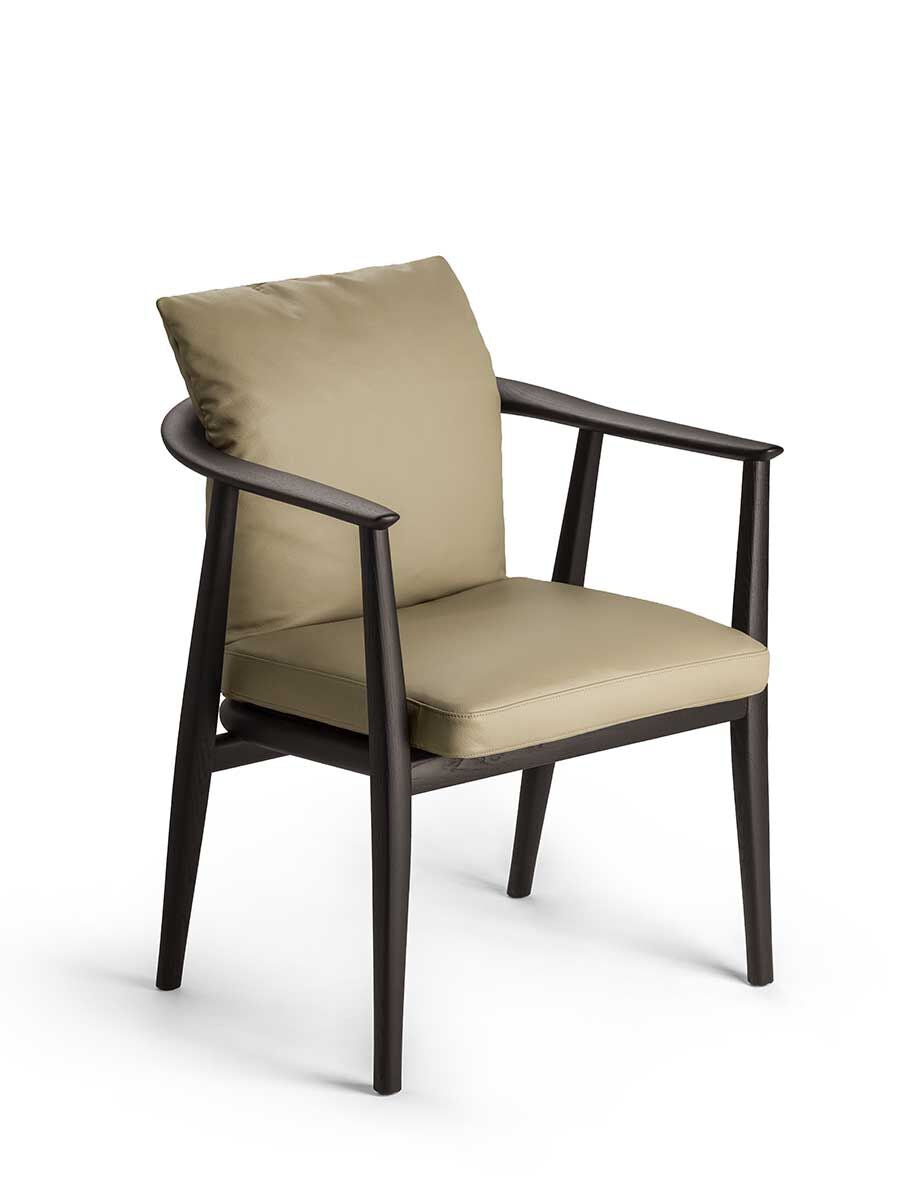 Poltrona Frau Viola Essence Armchair | Luxury Italian Seating