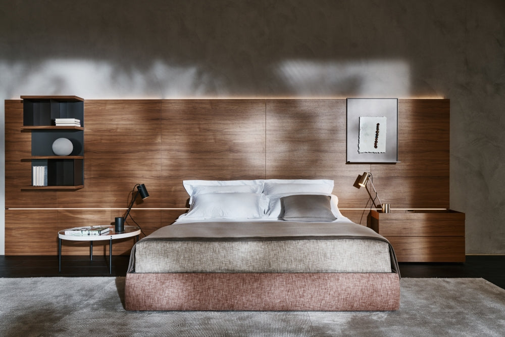 Molteni&C RIBBON Storage Bed by Vincent Van Duysen | Luxury Bed