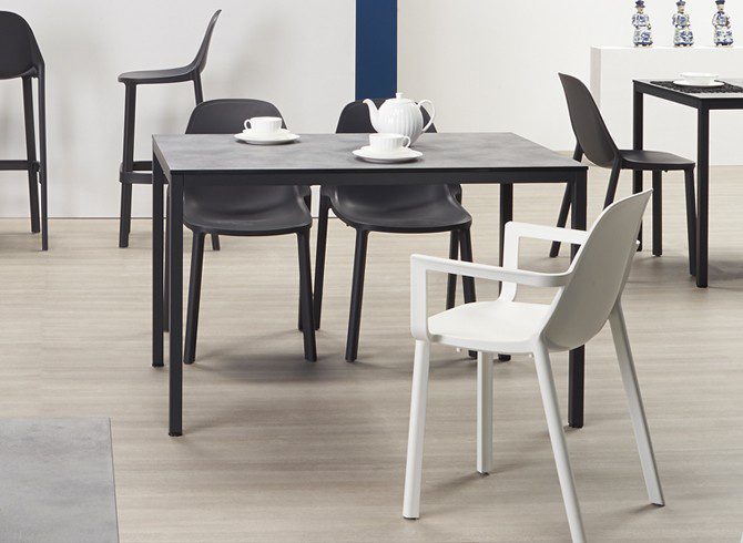 PIÙ Chair by SCAB – Outdoor Stackable Dining Seating