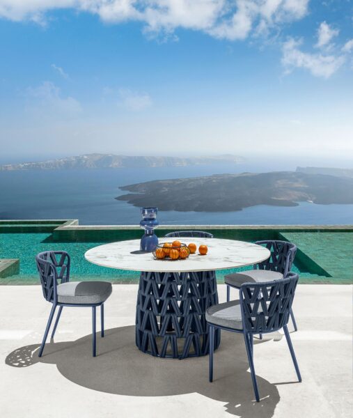 Swipe Dining Chair with Armrests | Luxury Talenti Outdoor Living