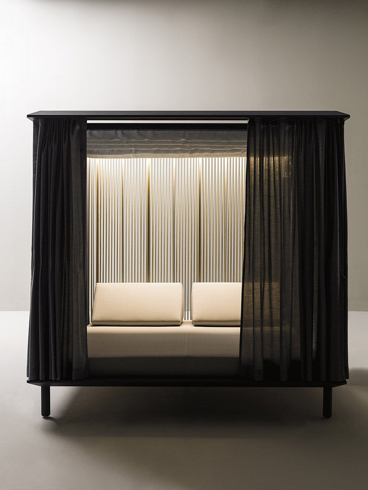 Sunmoon Outdoor Gazebo | Designed by José Manuel Ferrero | Varaschin