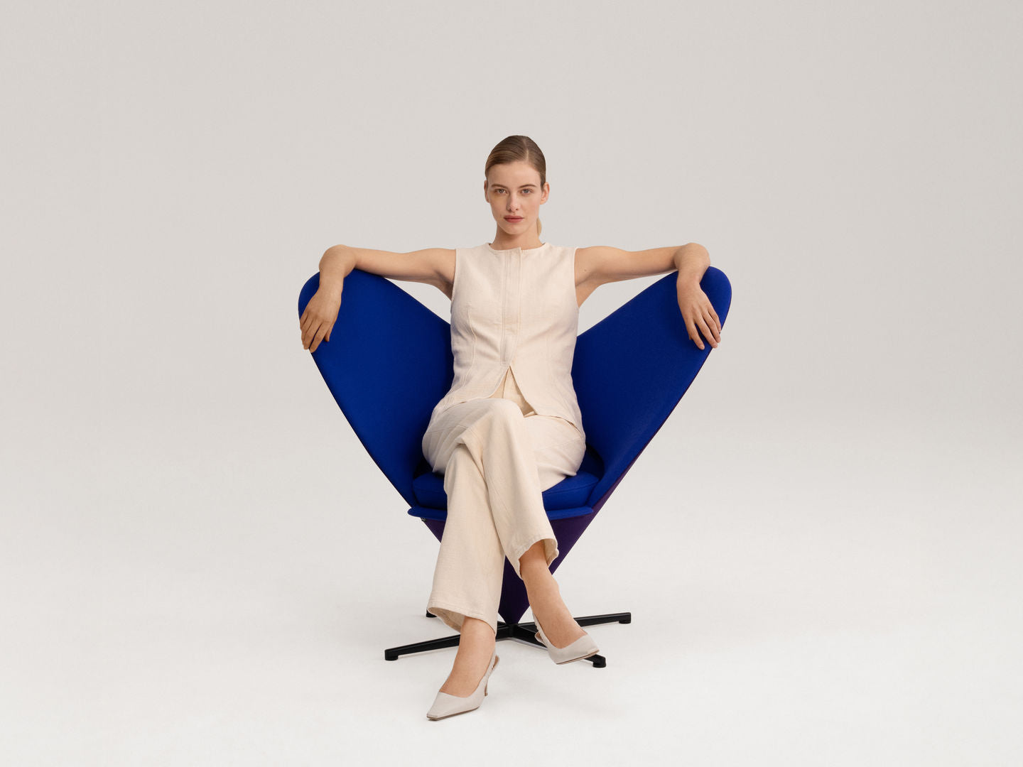 Vitra Heart Cone Chair Anniversary Edition | Designer Armchair