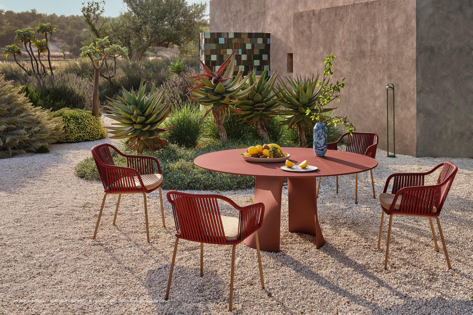 Anemos Outdoor Round Dining Table | Luxury Design | Pedrali
