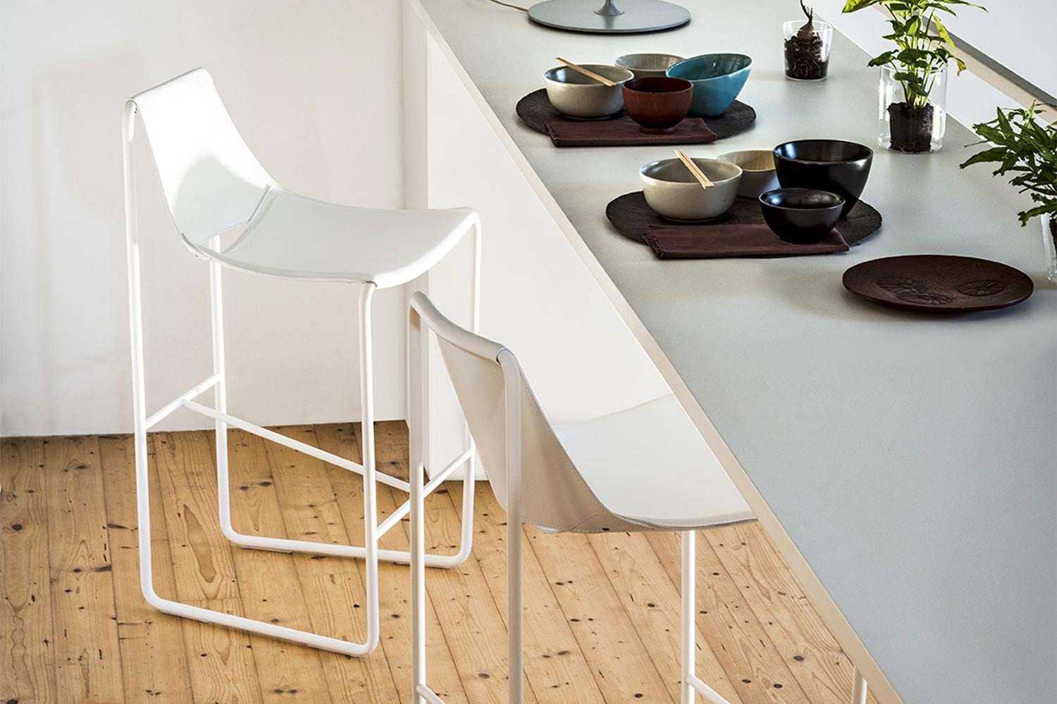 Apelle M CU Stool | Midj Contemporary Design