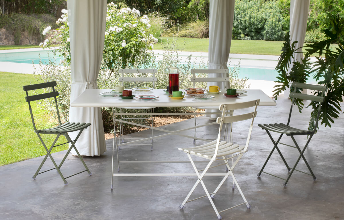 Arc en Ciel Folding Rectangular Table | Luxury Outdoor | EMU