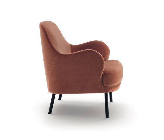 Brigitte Armchair | Designed by Cini Boeri | Arflex