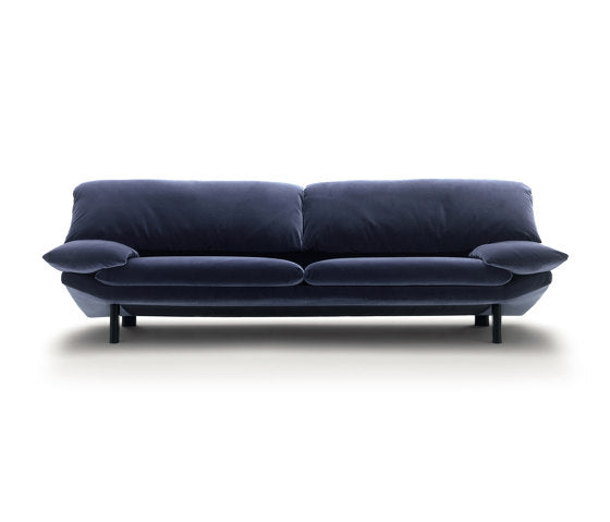 Casablanca Sofa | Designed by Arflex Lab | Arflex