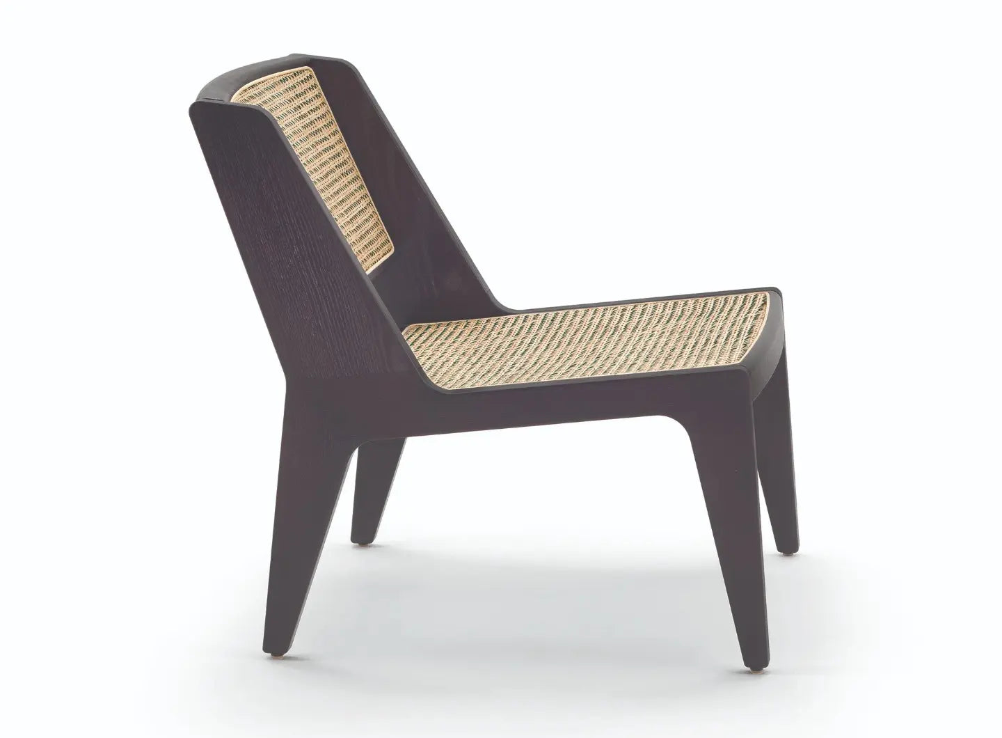 Delta Vienna Lounge Chair | Designed by Claesson Koivisto Rune | Arflex
