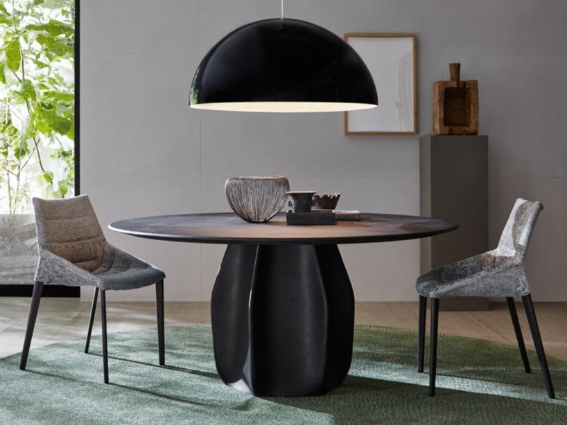 Asterias Dining Table by Patricia Urquiola | Luxury Round Table