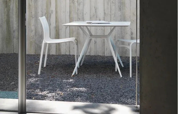 Biplane 400 Square Dining Table — Alias Design | Contemporary Italian Dining Table