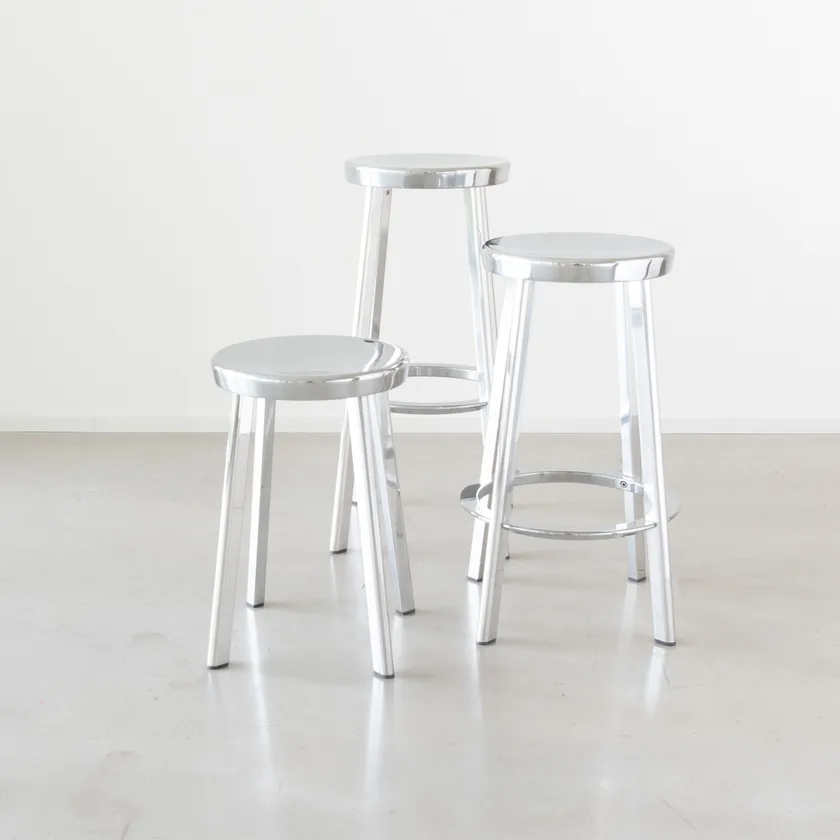 Deja-vu Stool | Luxury Furniture | Designed by Naoto Fukasawa | Magis
