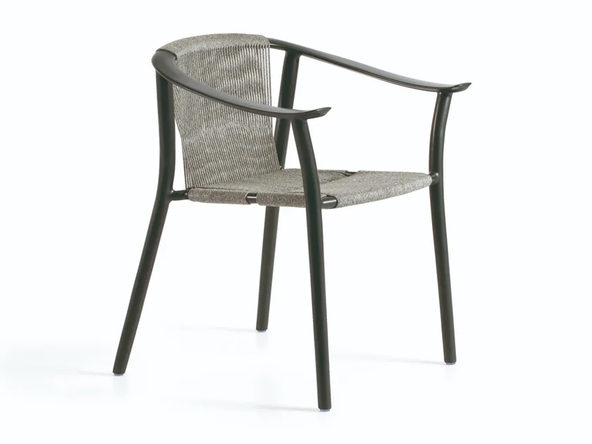 Nida Dining Chair with Armrests | Designed by Chiara Andreatti | Ethimo