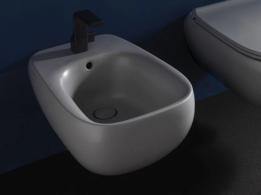Fluo Wall Hung Bidet | Luxury Bathroom | Ceramica Flaminia