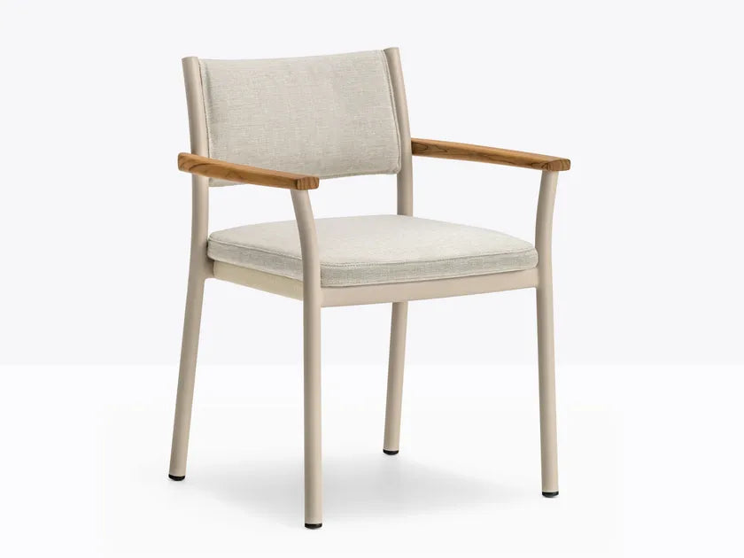 Guinea Outdoor Stackable Chair with Armrests | Luxury Design | Pedrali