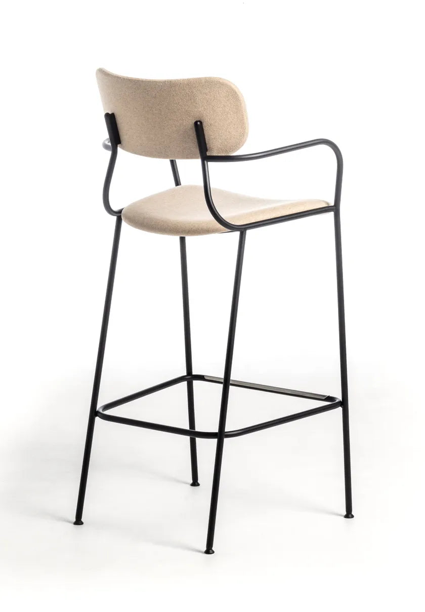 Kiyumi Fabric ST Stool with Armrests | Arrmet