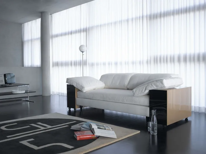 GR 23 Lota Sofa by Eileen Gray | Icone Design