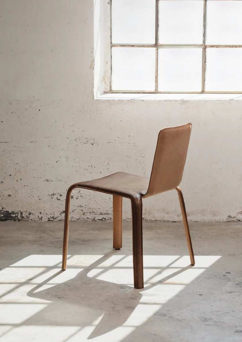 Pelleossa Dining Chair | Designed by Rudy Vernier | Midj Contemporary Design