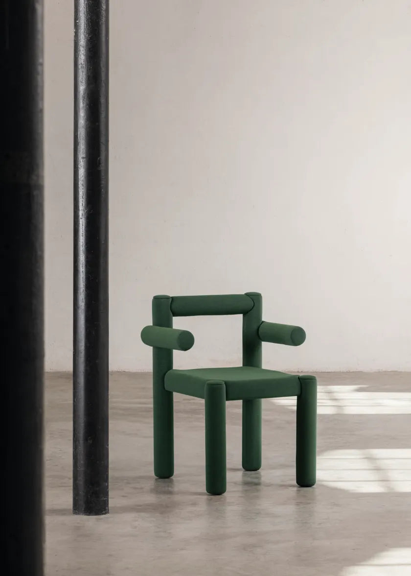 Tu-be Dining Chair with Armrests | Designed by Paolo Vernier | Midj Contemporary Design