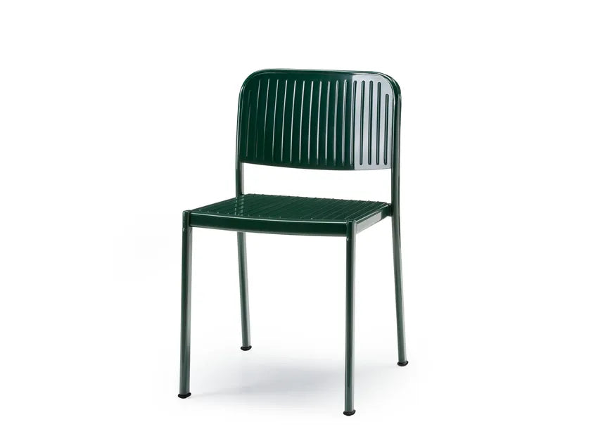Reil Full Stackable Outdoor Chair | Scab Design