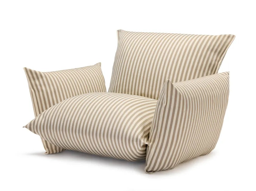 Brezza Relax Armchair | Designed by Alessandro Stabile | Scab Design