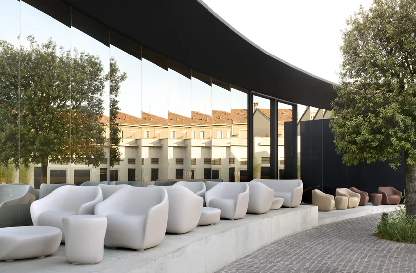 Reborn Dining Chair | Designed by ecoBirdy | Slide Design