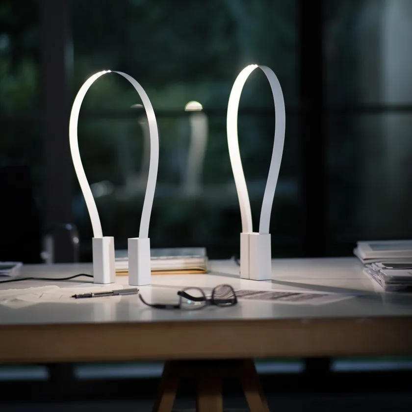 Fluida Table Lamp | Iconic Lighting | Martinelli Luce