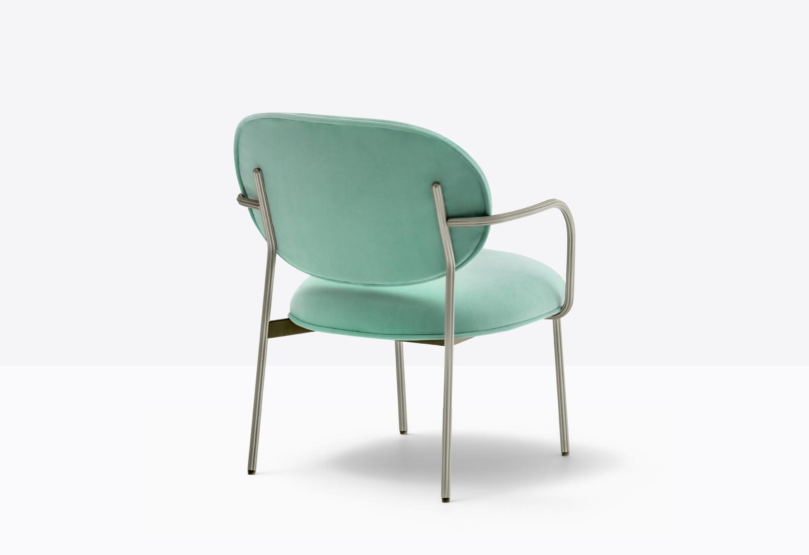 Blume 2959 Lounge Chair with Armrests | Luxury Design | Pedrali