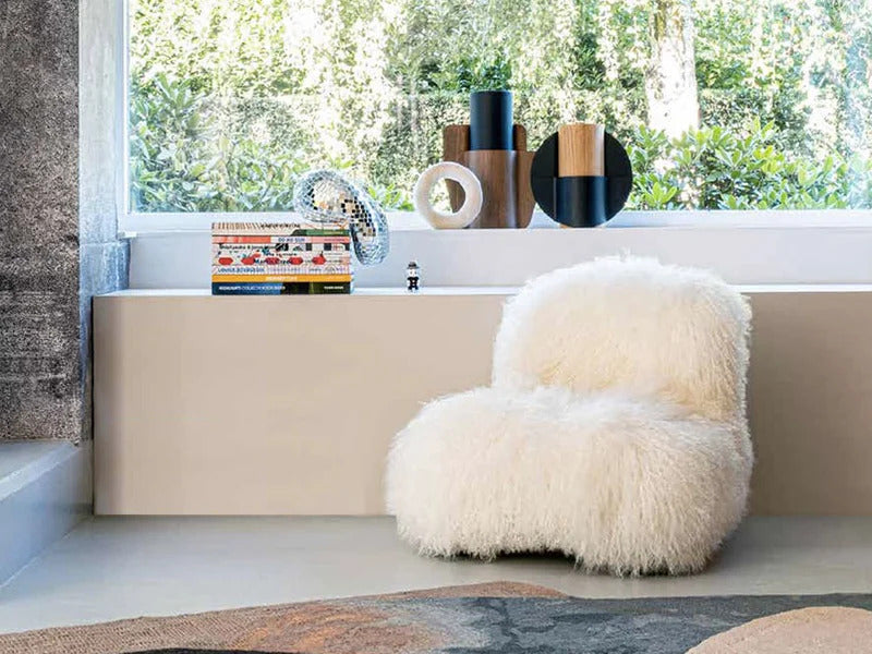 Botolo Low Chair Fur Version | Designed by Cini Boeri | Arflex