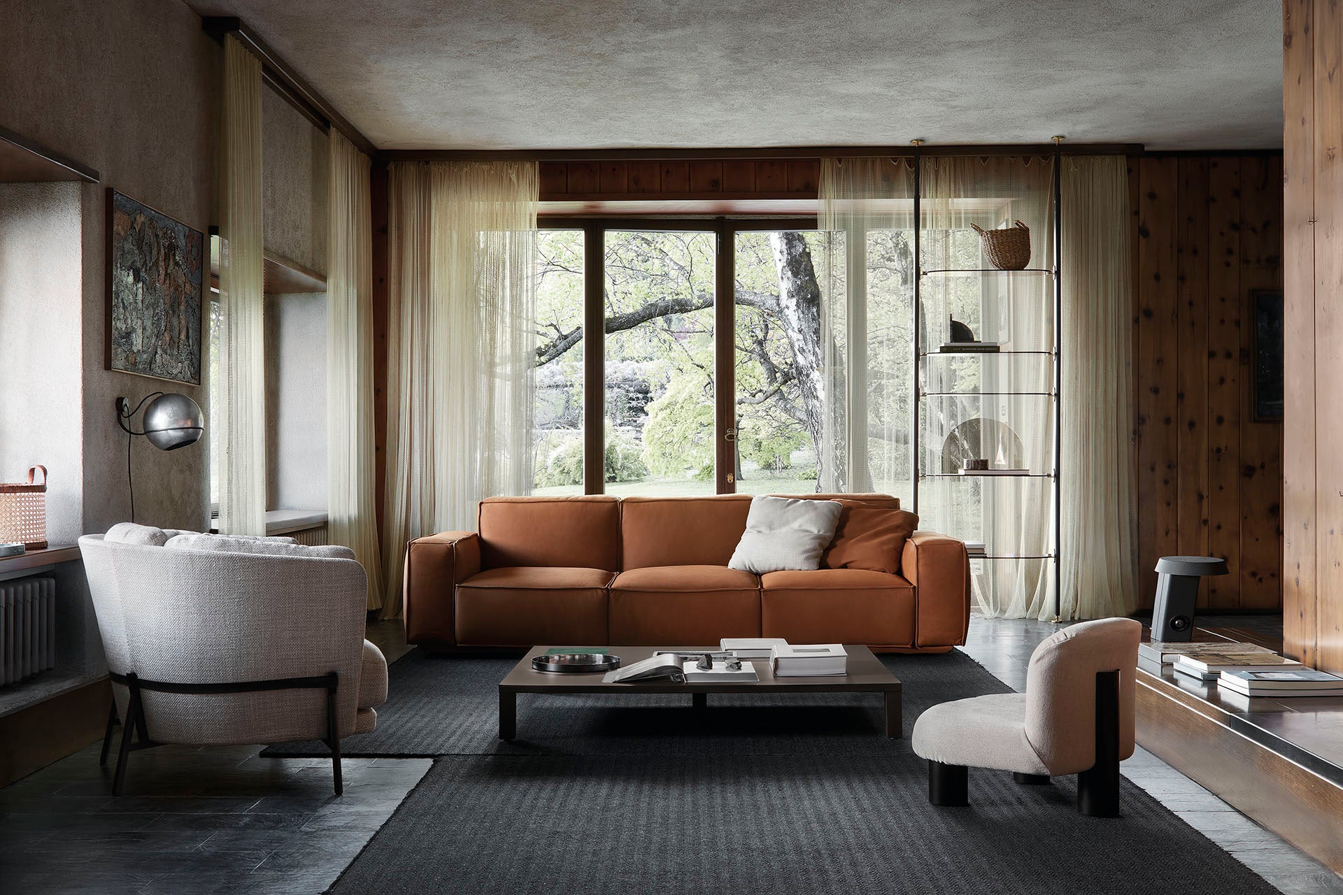 Botolo Low Chair | Designed by Cini Boeri | Arflex