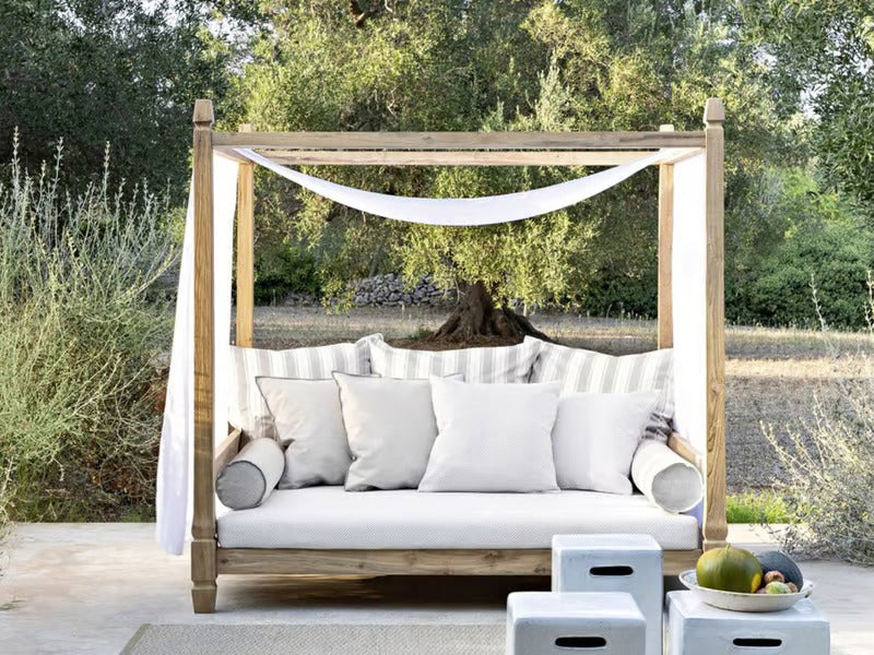 Jeko 07 Canopy Sofa | Luxury Furniture Gervasoni