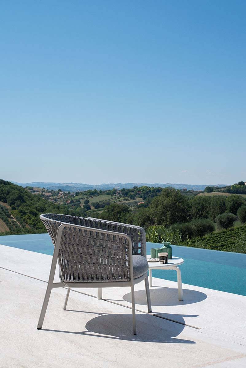 Carousel Lounge Chair 1218 | Luxury Outdoor | EMU