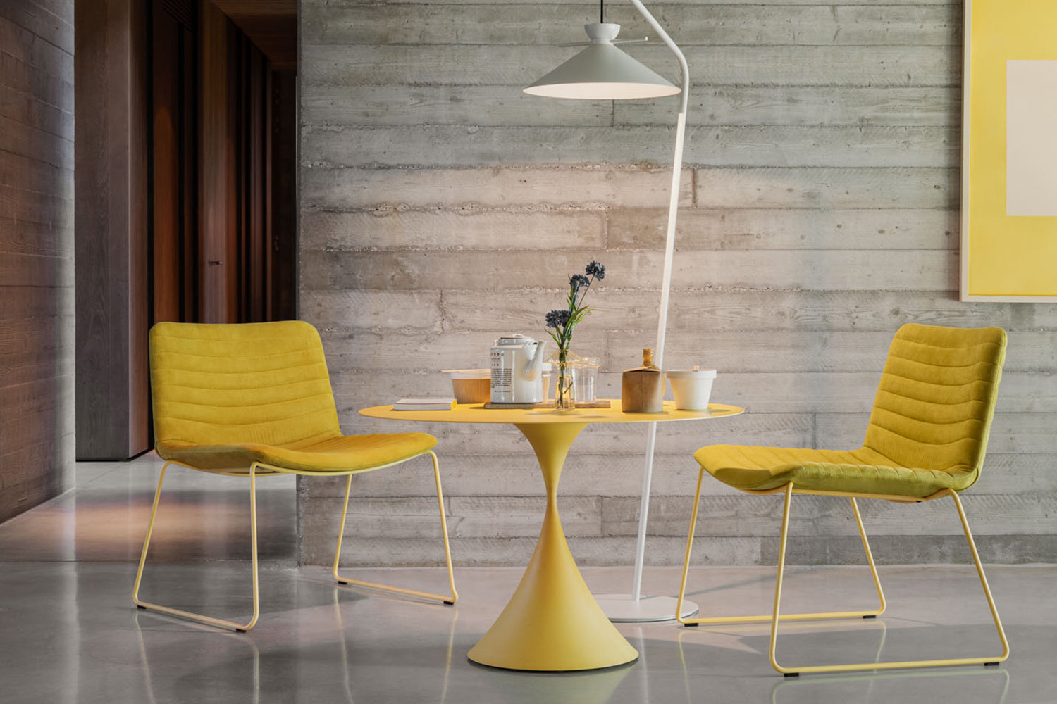 Cover Lounge Chair AT M TS Midj — Contemporary Design Furniture