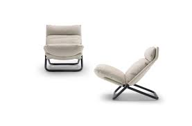 Cross Armchair High Back | Designed by Marcello Cuneo | Arflex