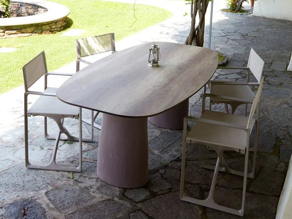 Duetto Moleskin Table — Sculptural Indoor/Outdoor Side Table by Serralunga