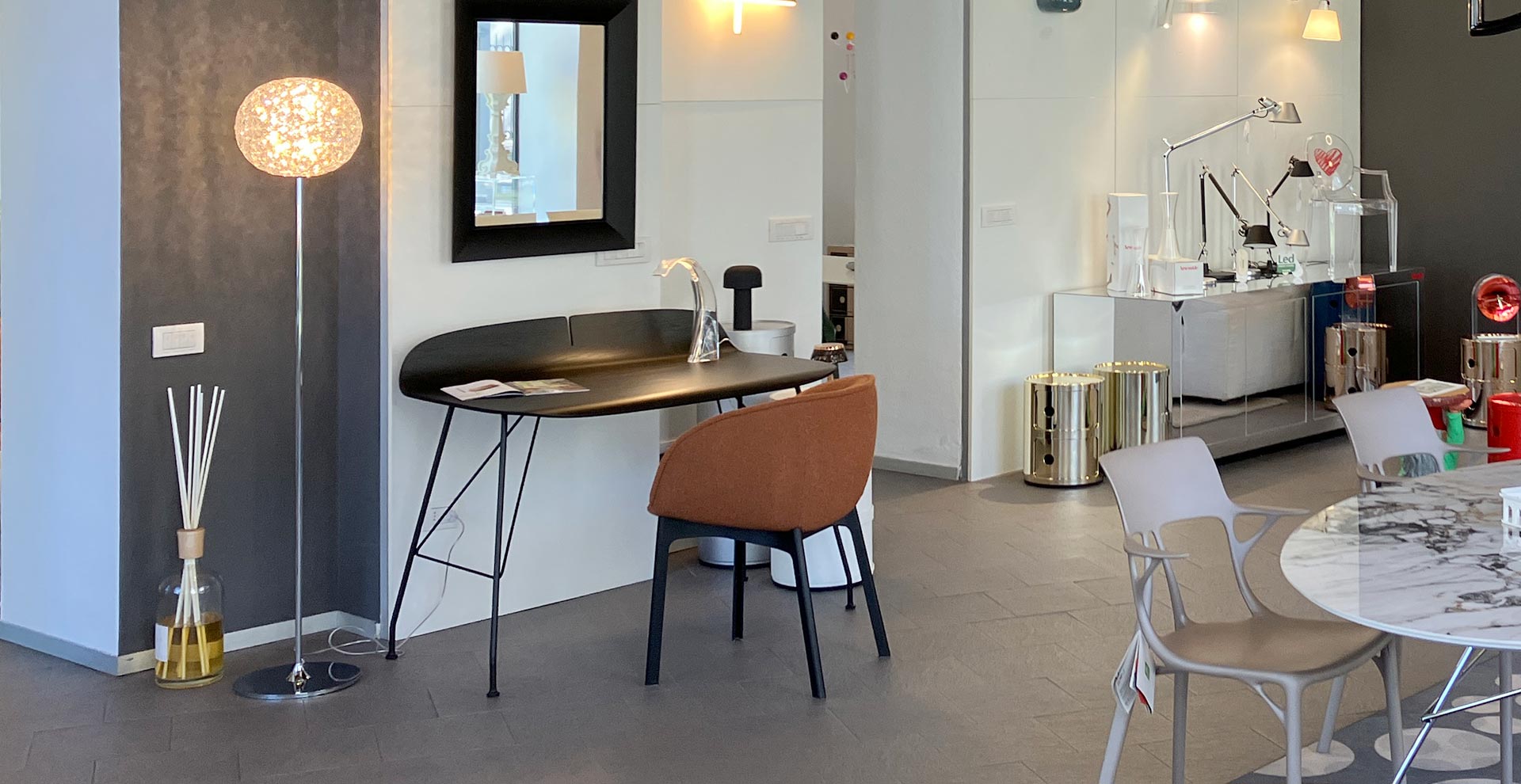 Earl of Wood Desk | Luxury Furniture | Kartell