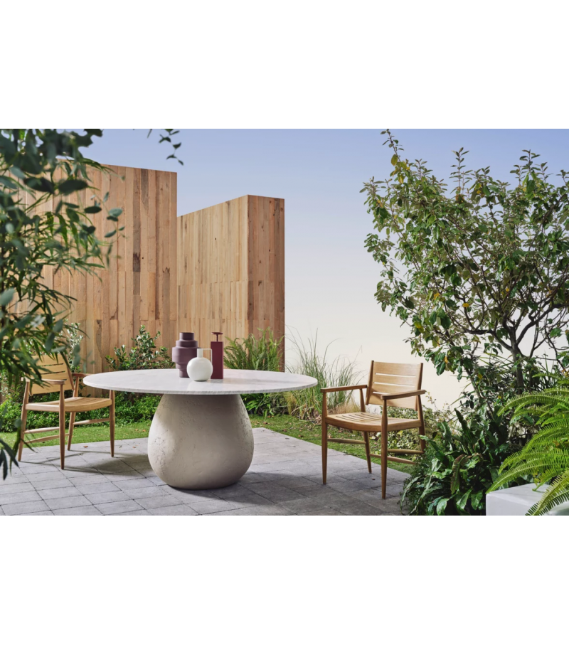 Eidos 24 Dining Chair Teak with Armrests | Gervasoni