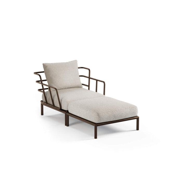 Saint Martin Steel Daybed by EMU – Modern Outdoor