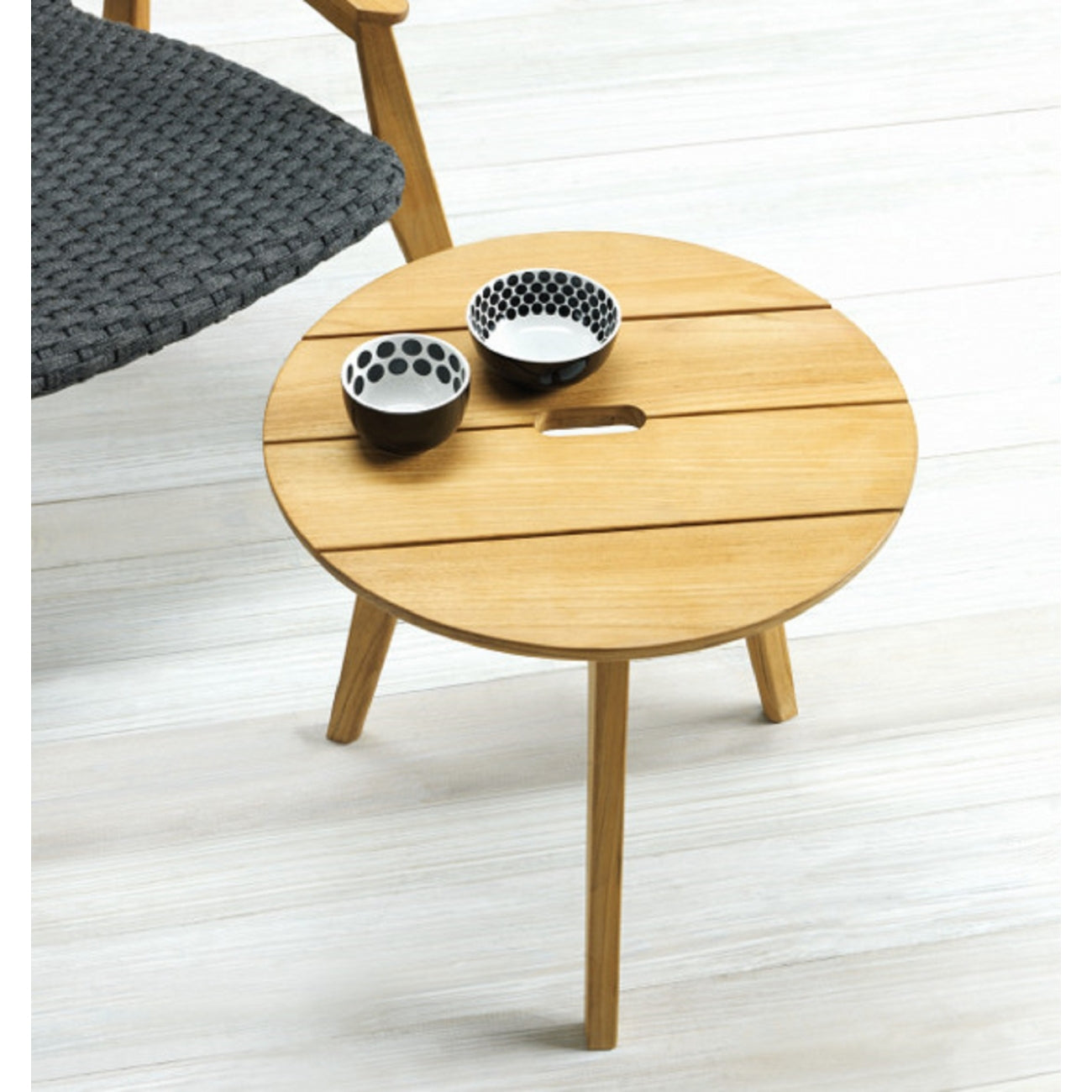 Knit Round Coffee Table | Outdoor Luxury Furniture | Ethimo