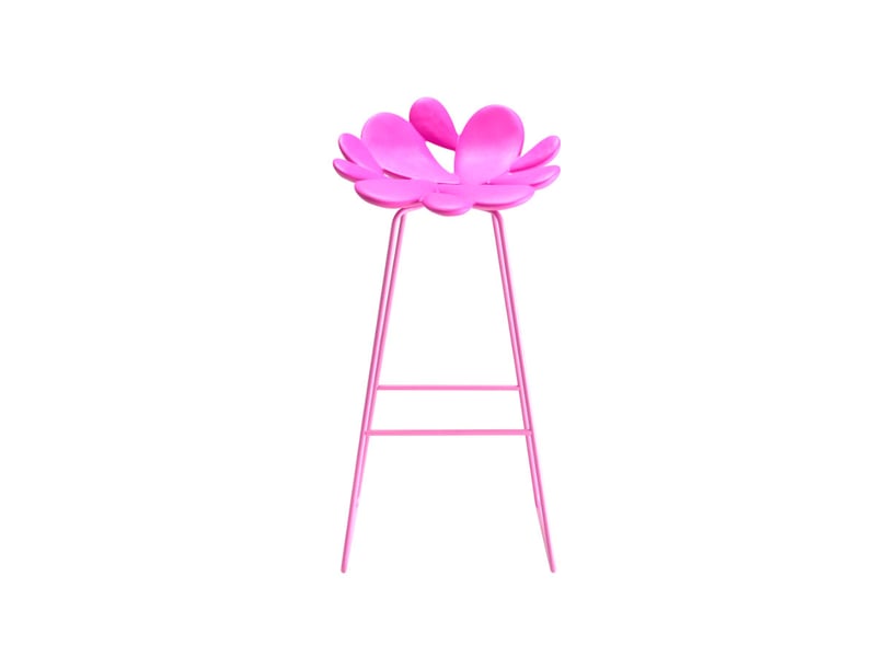 Side profile of Qeeboo Filicudi Barstool with sculptural Mediterranean design